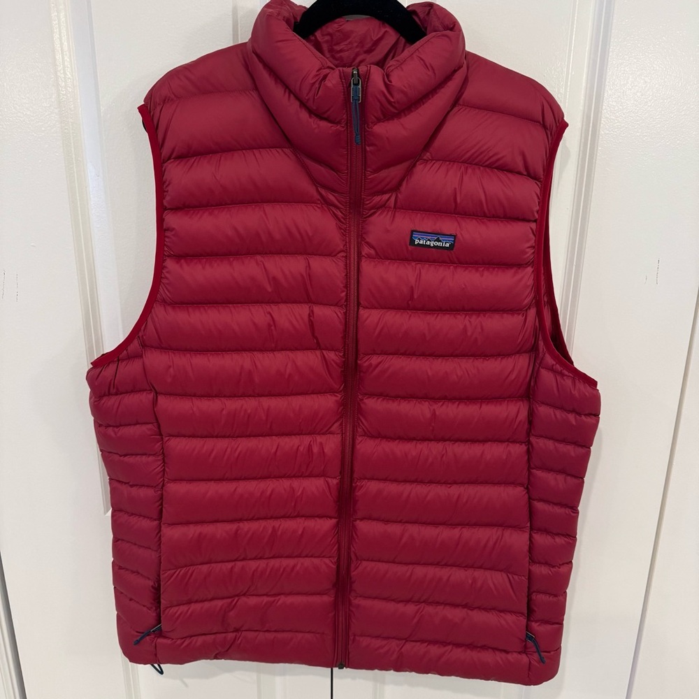 NWT Patagonia Men's Down Sweater Vest